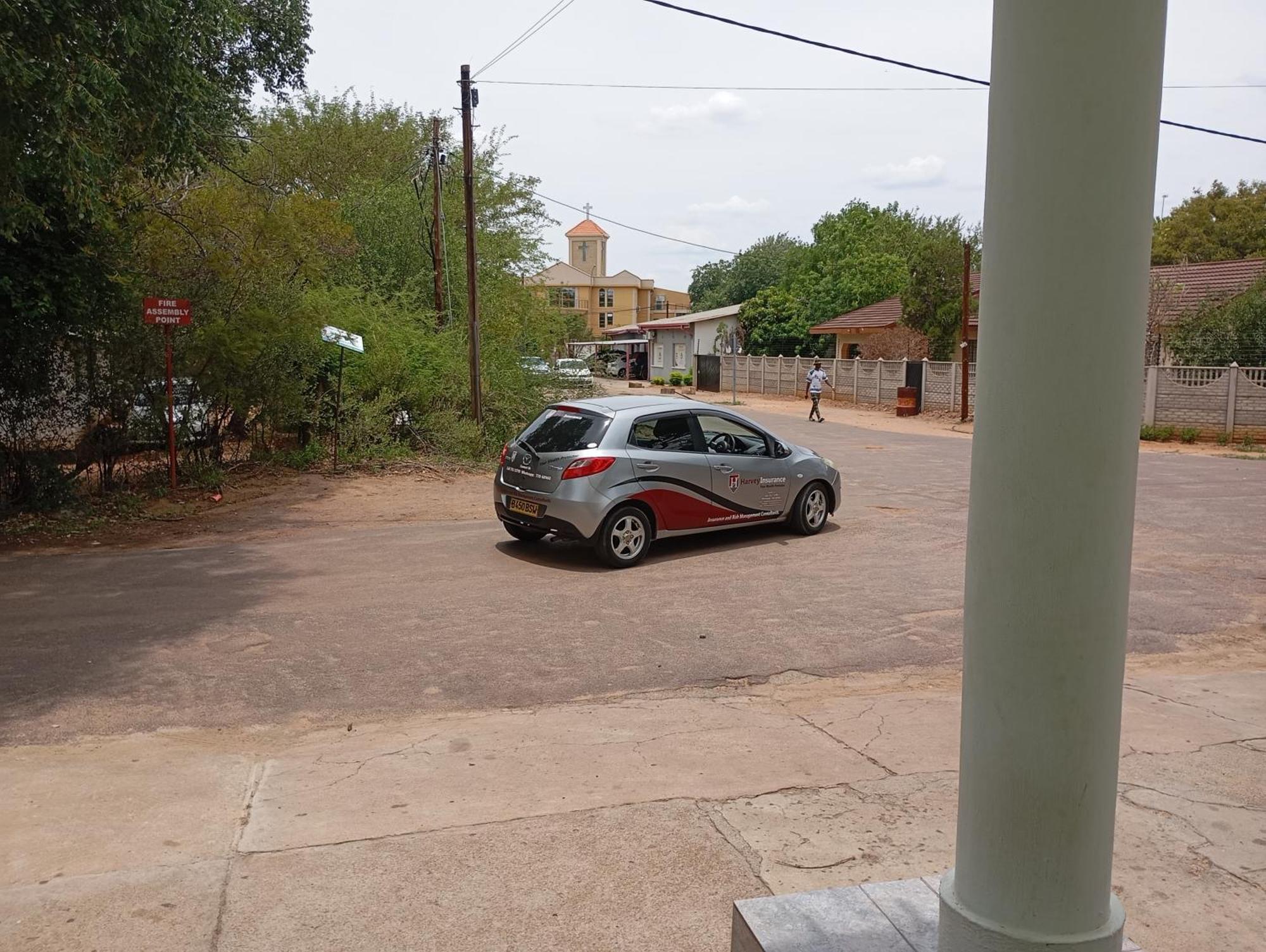 Brackendene Lodge Gaborone Exterior foto